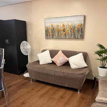 Appleone Ayala Condo With Balcony