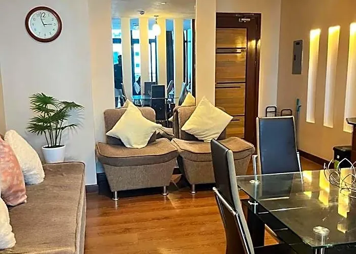 Appleone Ayala With Balcony Cebu